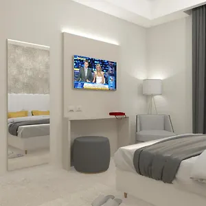 Cenisio 3*, Rimini Italia